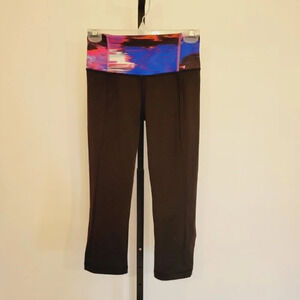 Lululemon  Gather Capris